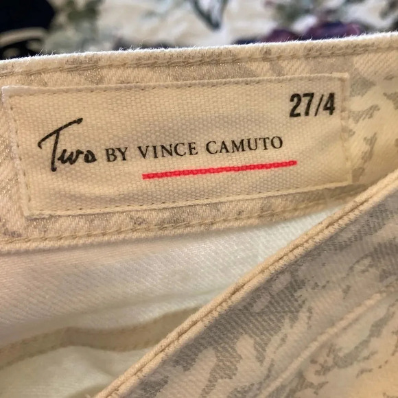 Two by Vince Camuto Gray and White Speckled Camo Jeans Size 4 - Picture 5 of 8